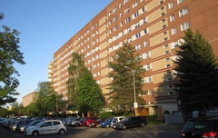 Foto: A typical block of flats at Grünau.